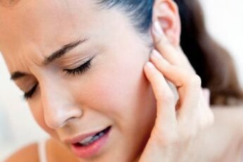 Что делать если болит ухо